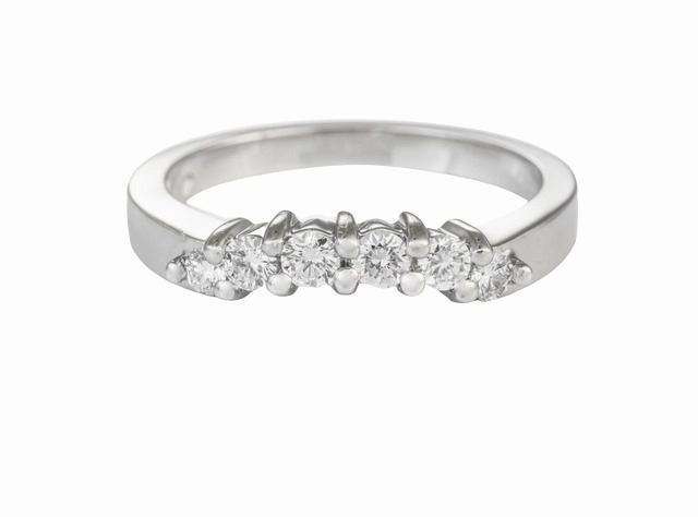 Minimalist Sign Statement Accent SIX STONE CURVED DIAMOND WEDDING BAND 0.33CTTW