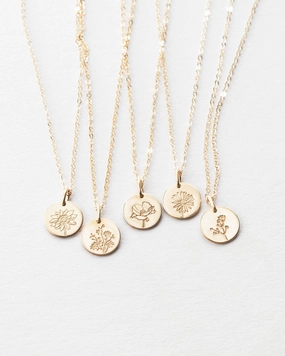 Signature Style Small Flora Necklace