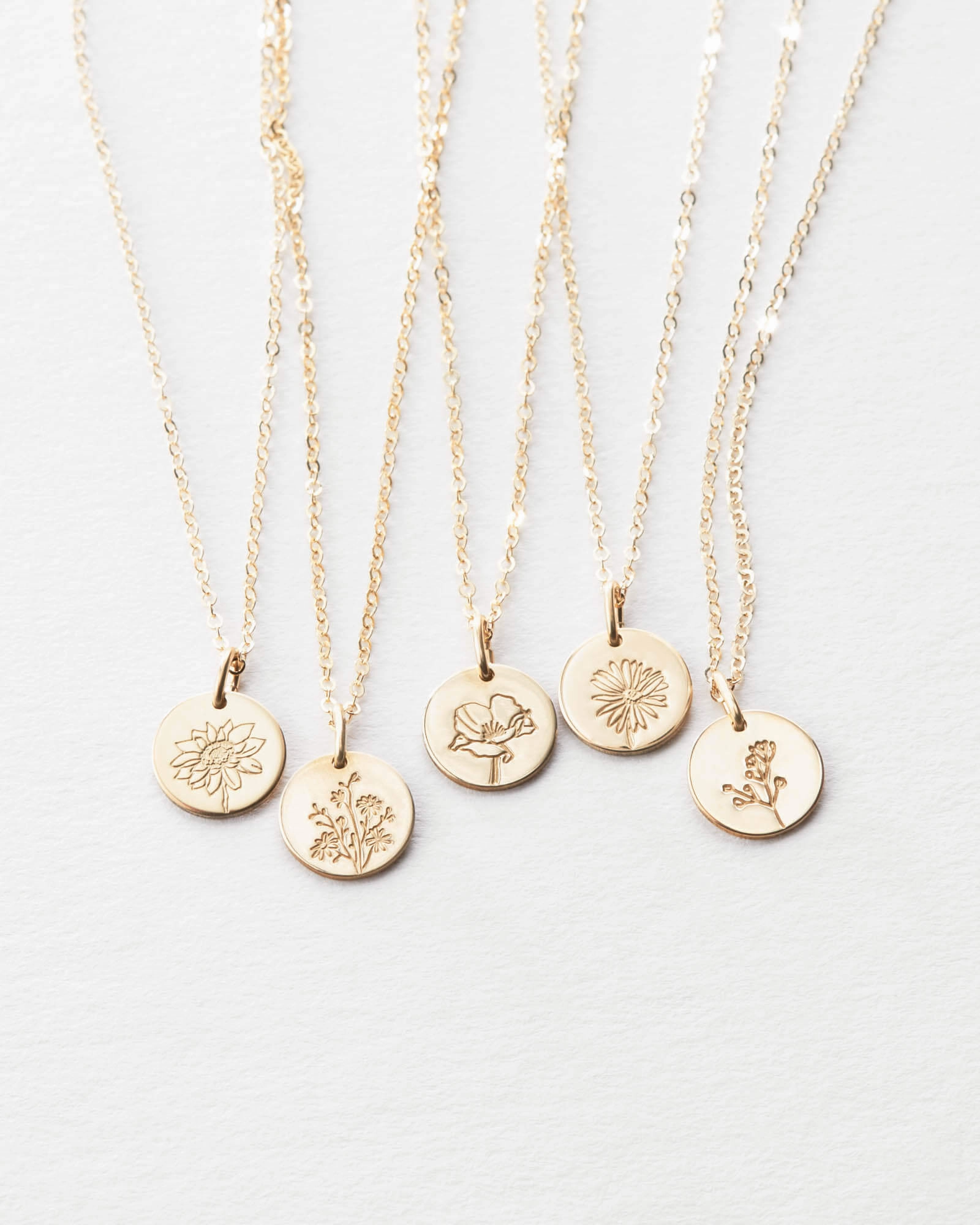 Signature Style Small Flora Necklace