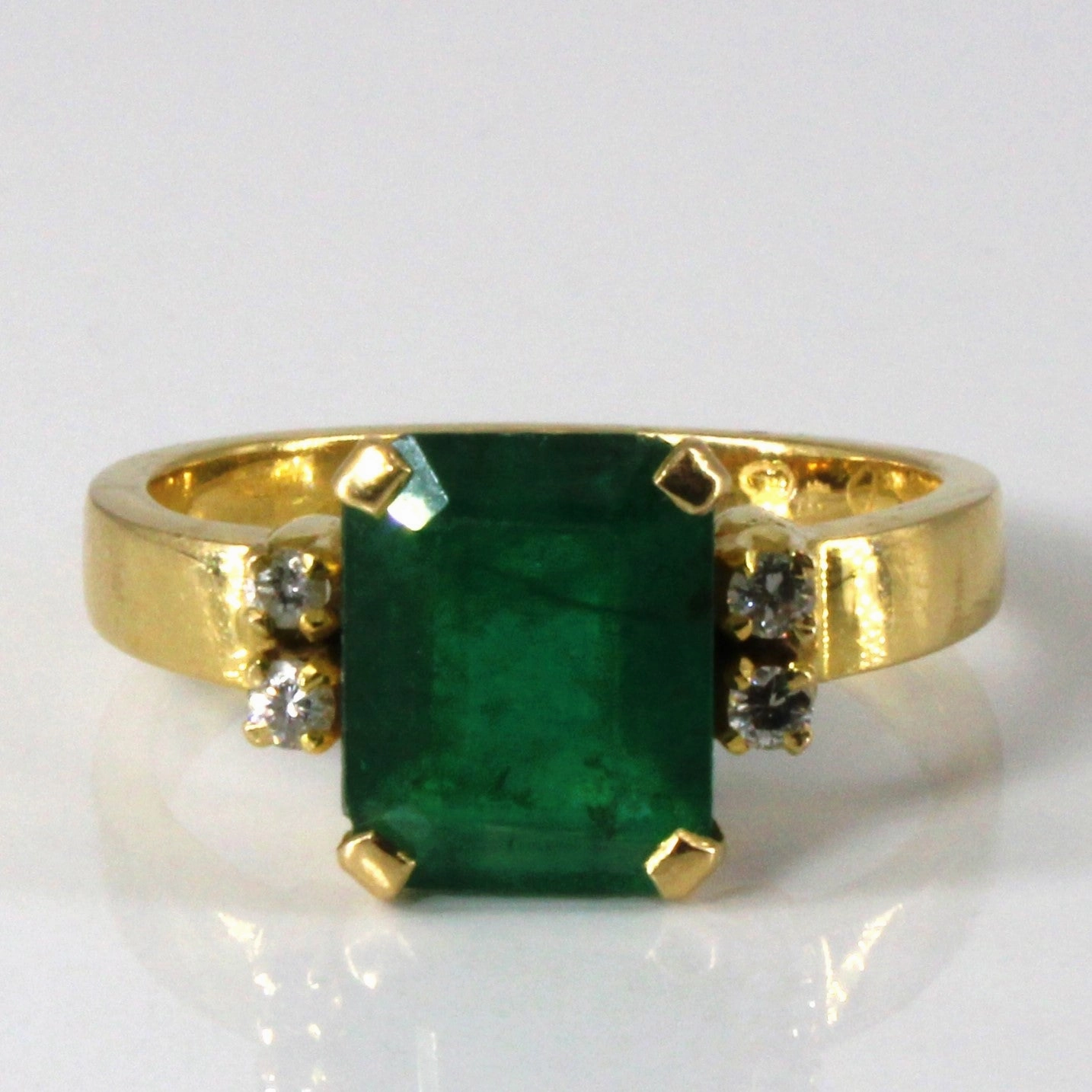 Solitaire Emerald with Diamonds Cocktail Ring | 2.62ct | 0.12ctw | SZ 7.25 | Artisan Touch Understated Form