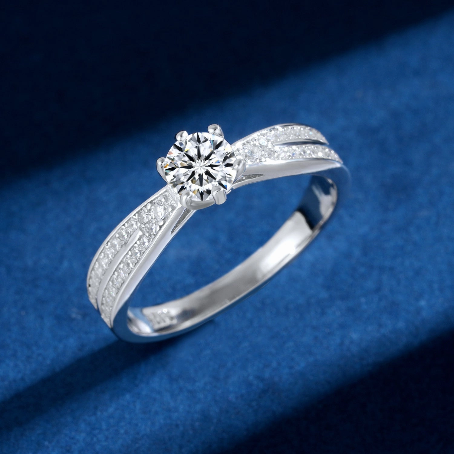 Solitaire Split Shank Engagement Ring | S925 | Moissanite No Assembly