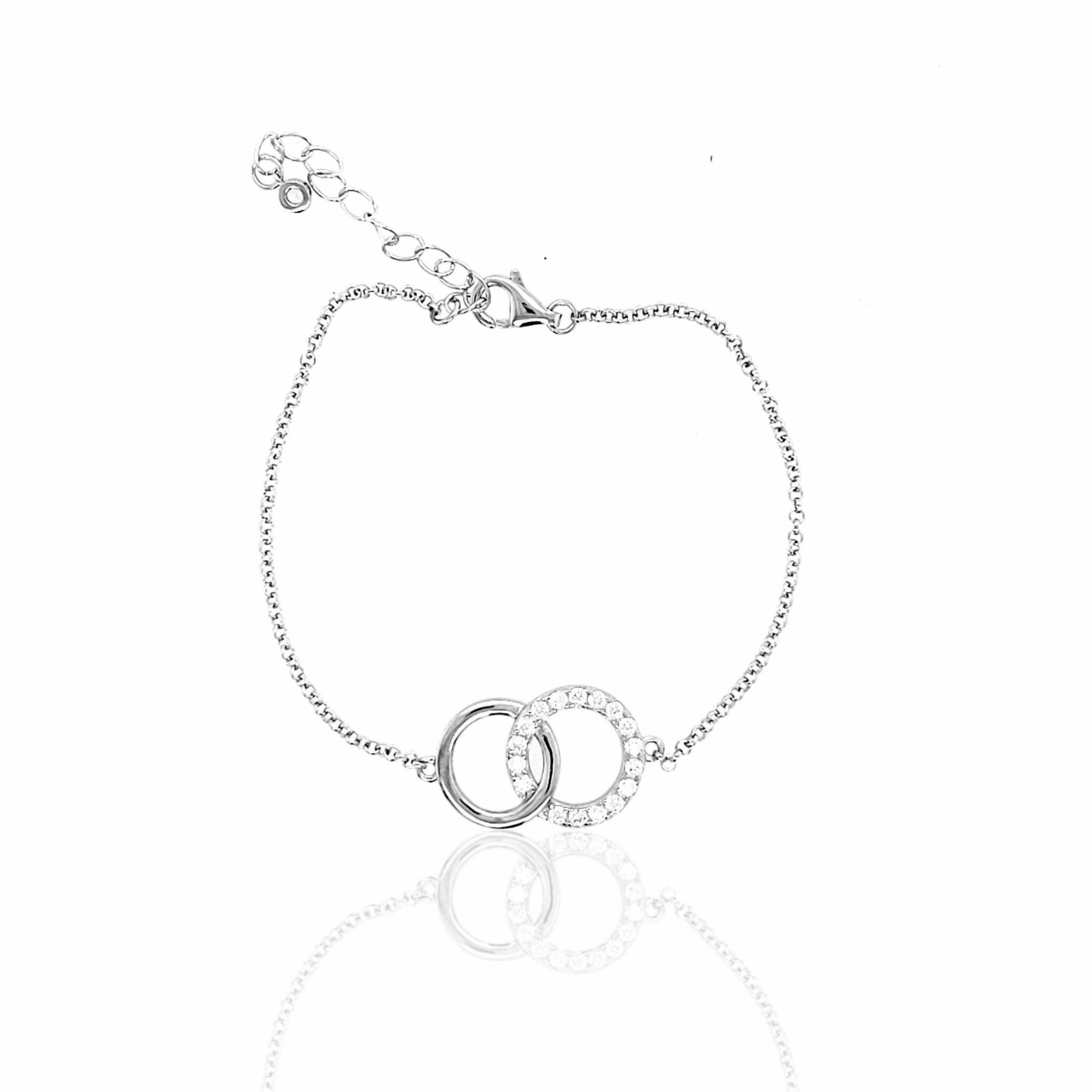 Luxe Shine Up Sterling Silver Interlocking CZ Circle Bracelet