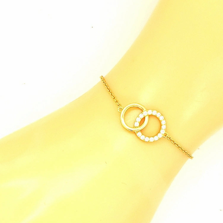 Sterling Silver Interlocking CZ Circle Bracelet Distinctive Detail Sculpted Detail