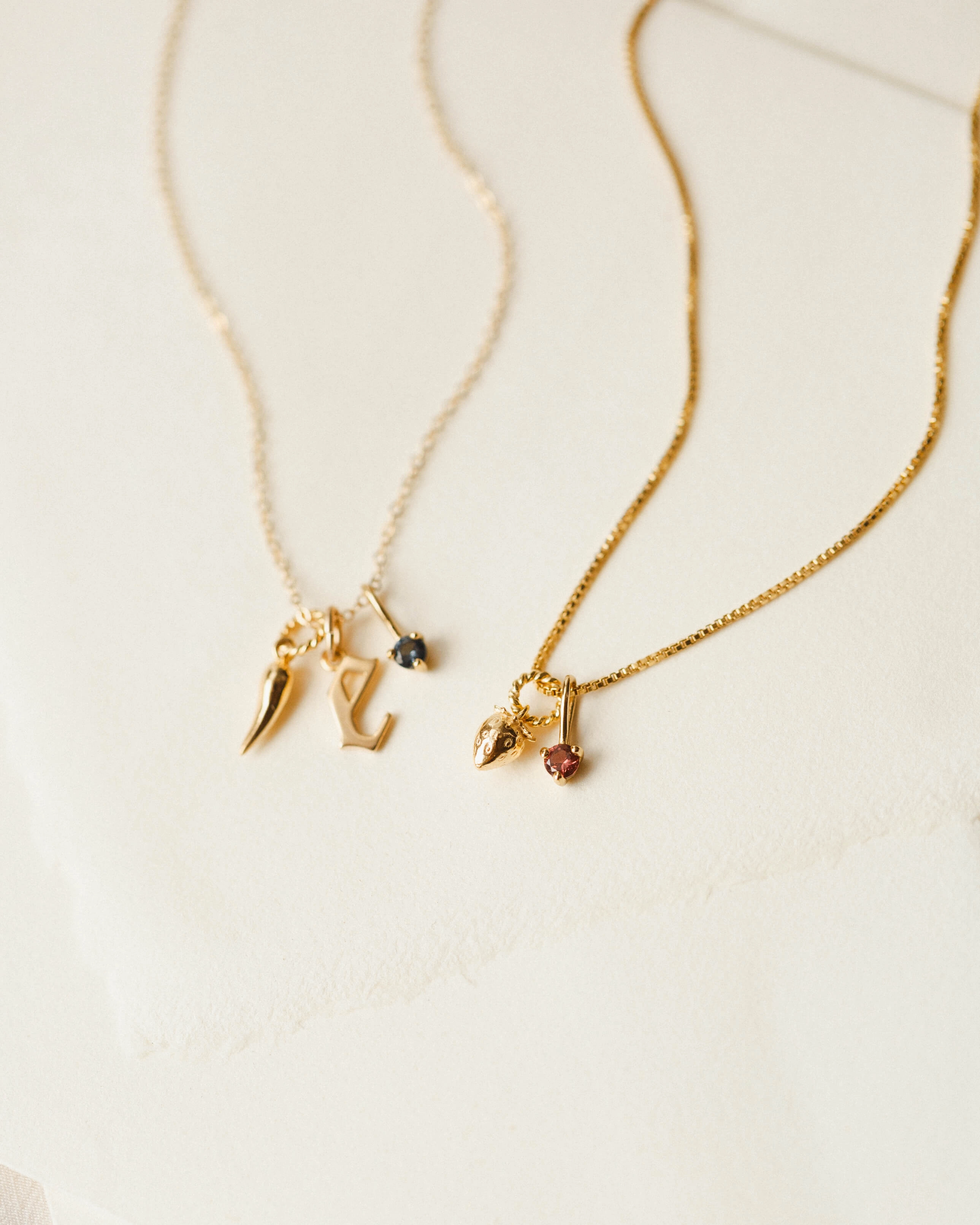 Bright Glow All Day Spark Strawberry Charm