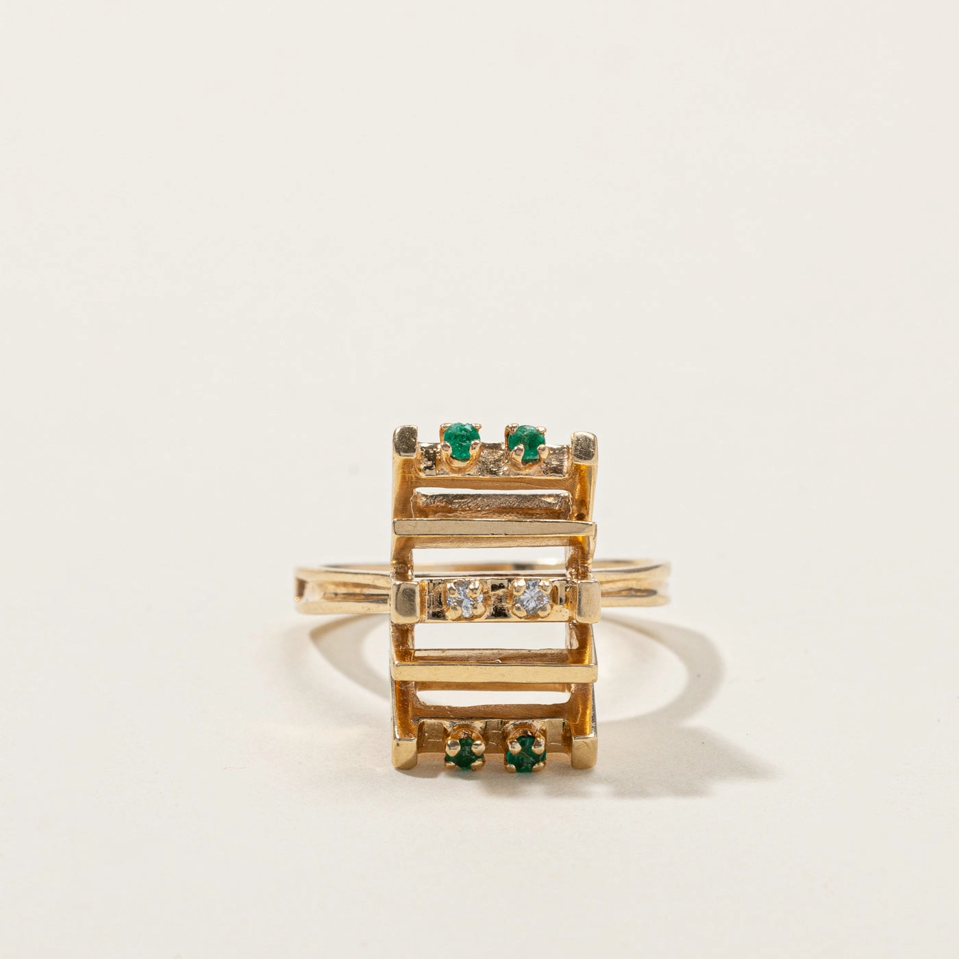 Textured Emerald & Diamond Ring | 0.08ctw | 0.04ctw | SZ 7.5 | Luxury Finish