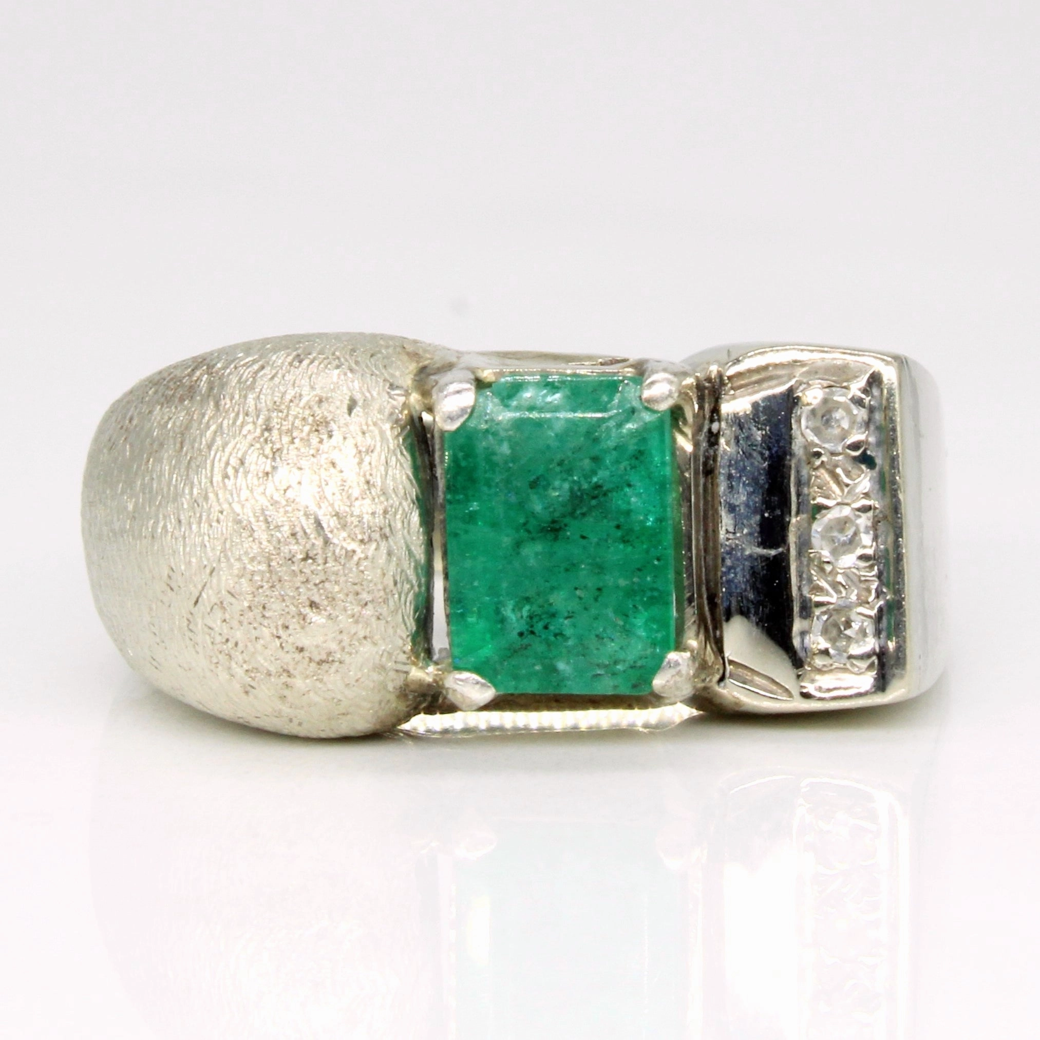 Sophisticated Touch Romantic Fashion Emerald & Diamond Ring | 0.82ct, 0.03ctw | SZ 7 |
