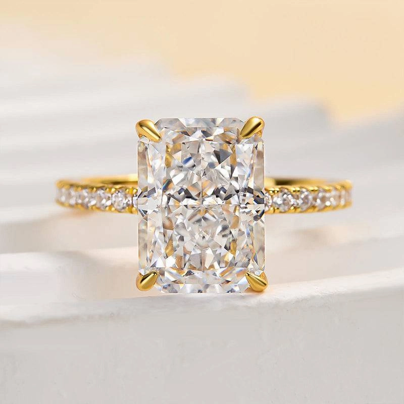 Fashion Finish Louily Enchanting Yellow Gold Radiant Cut Engagement Ring