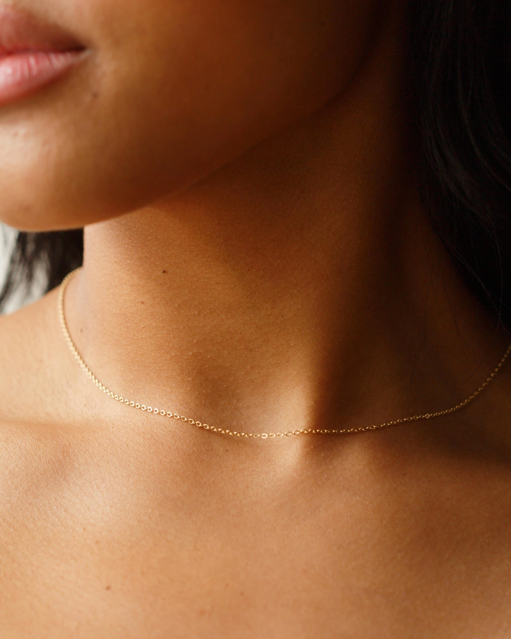Solid Gold Dainty Chain Modern Present
