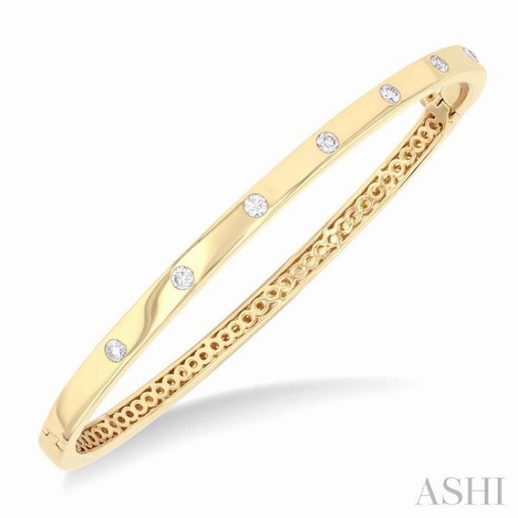 Immediate View Harmonious Detail 3/8 Ctw Flush Bezel Set Diamond Fashion Bangle in 14K Yellow Gold