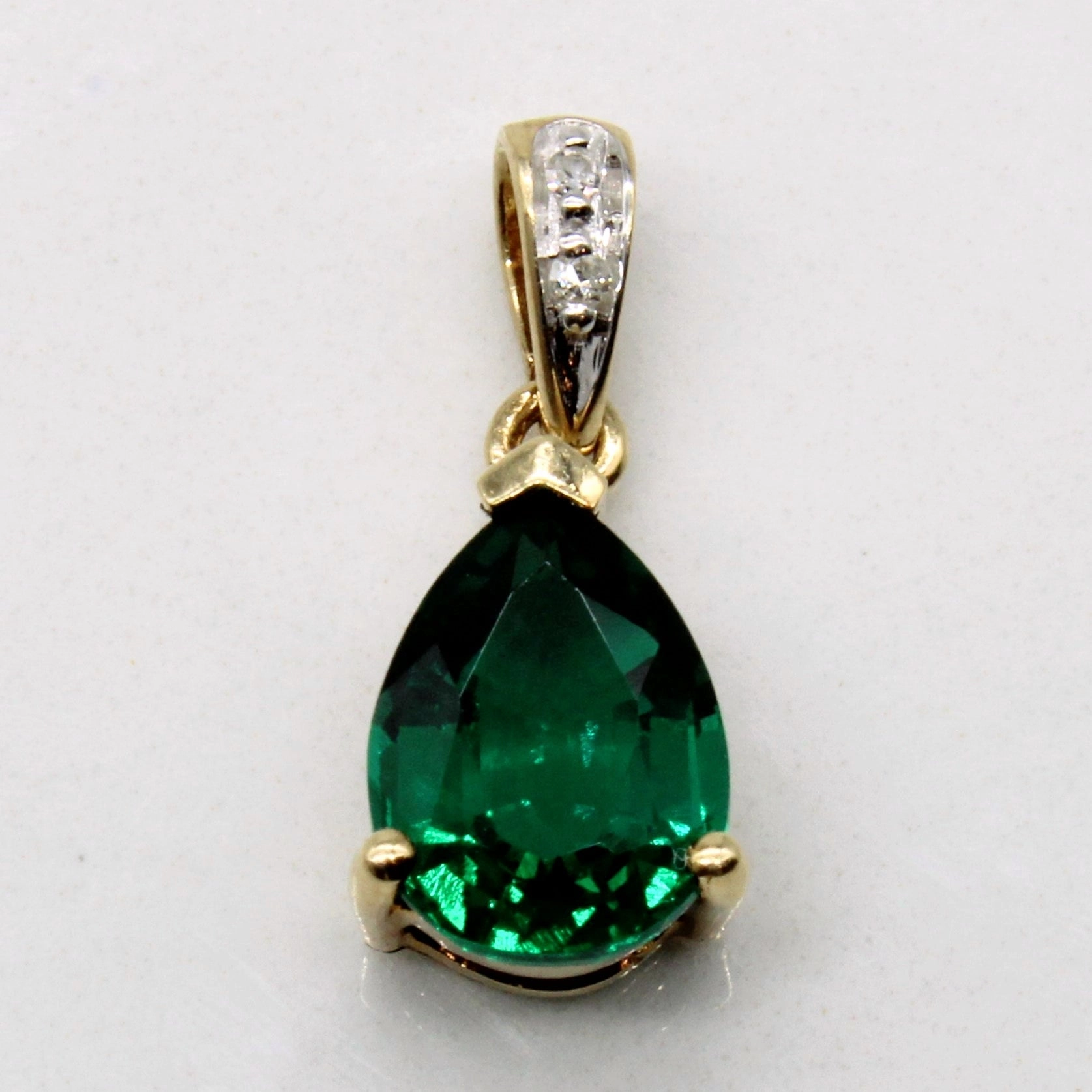 Trend Look Synthetic Emerald & Diamond Pendant | 0.85ct, 0.01ctw |