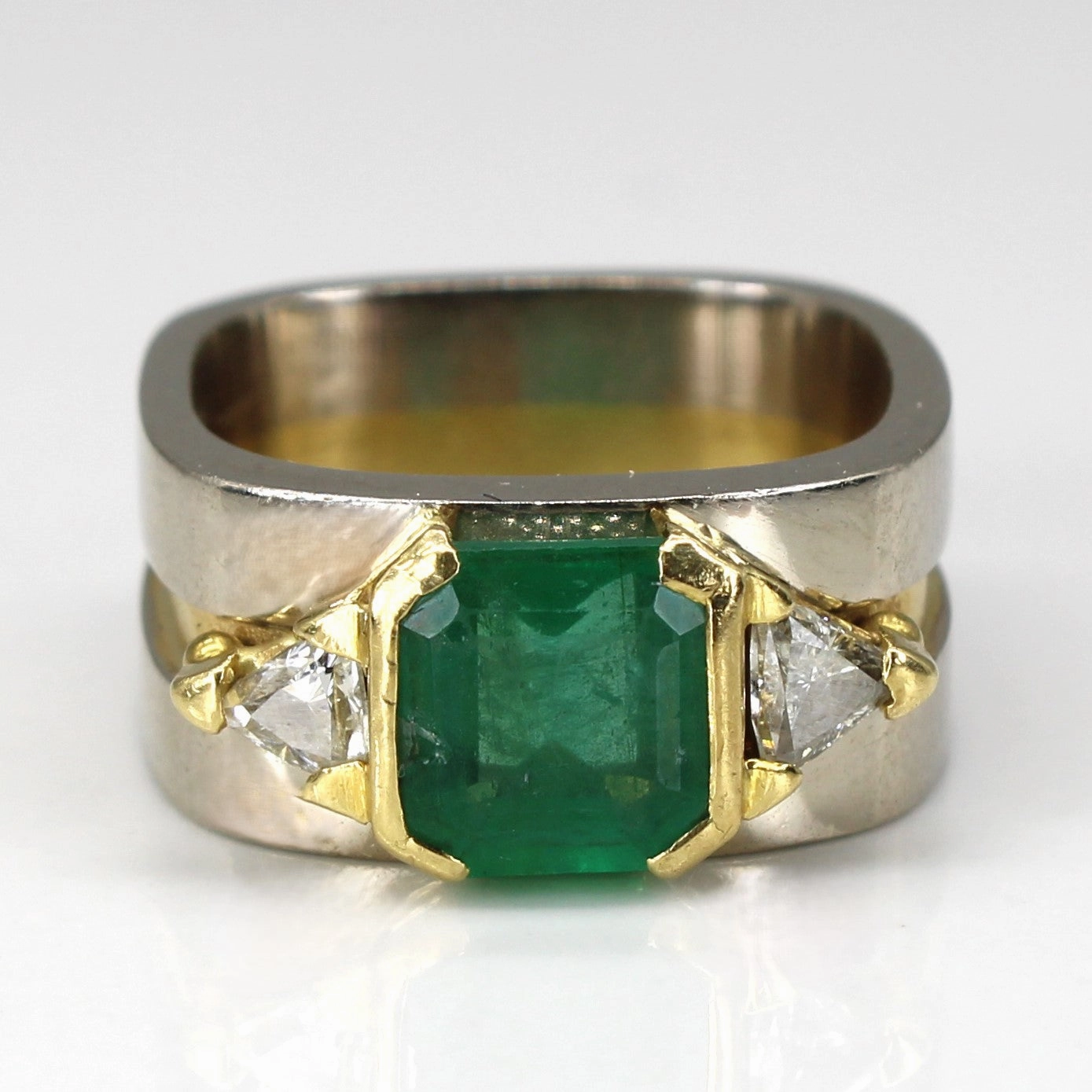 Three Stone Emerald & Diamond Ring | 1.40ct | 0.25ctw | SZ 5 | Exquisite Detailing Vibrant Colors