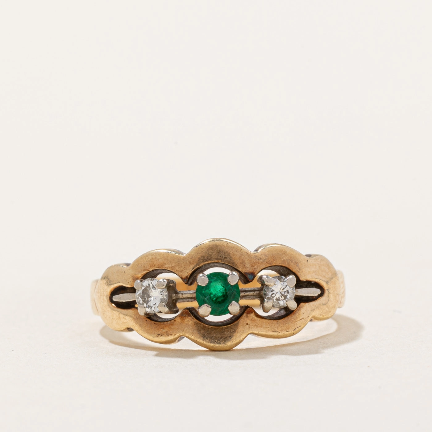 Emerald & Diamond Ring | 0.17ct, 0.14ctw | SZ 5.75 | Rich Texture