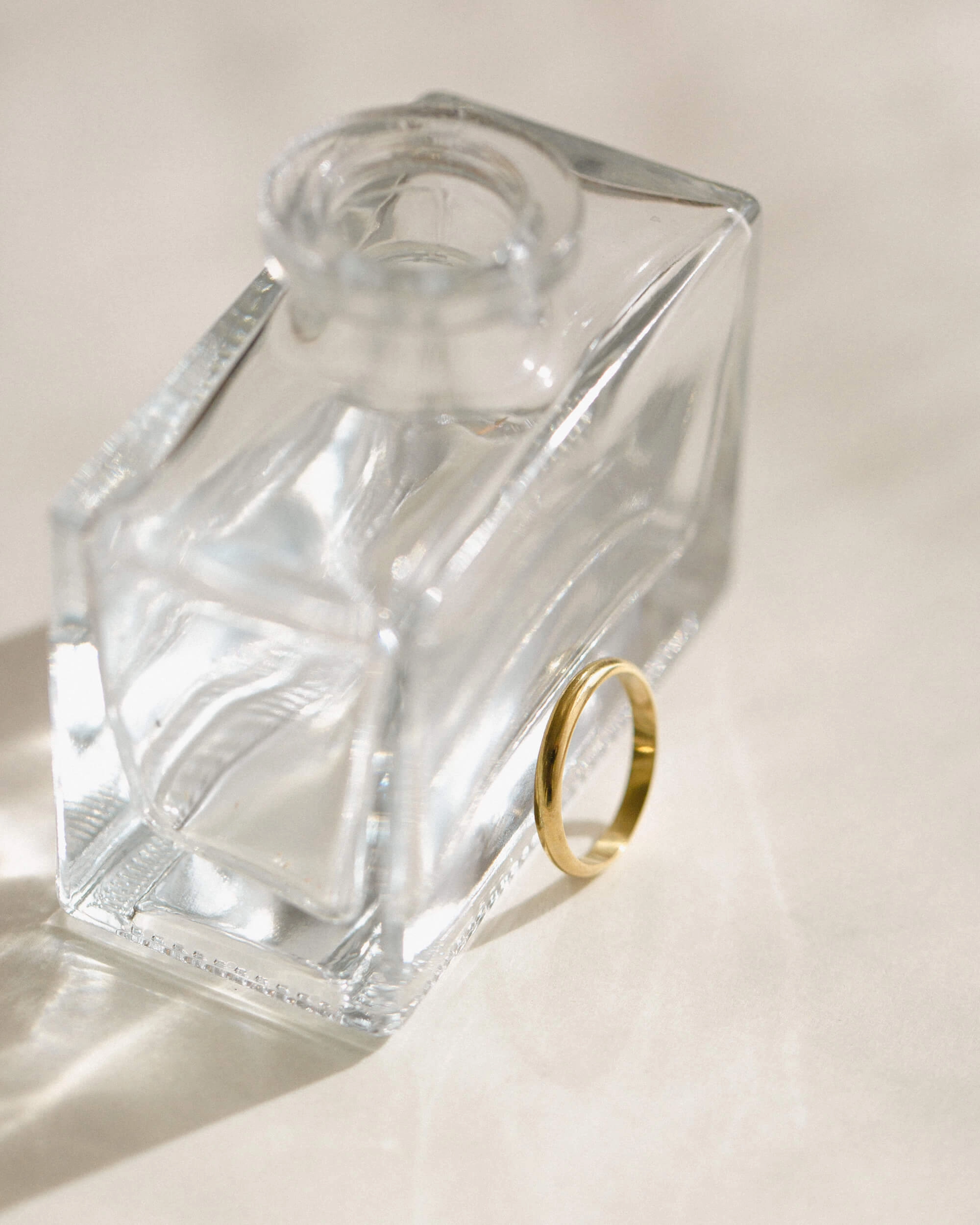 Una Ring Modern Symbol