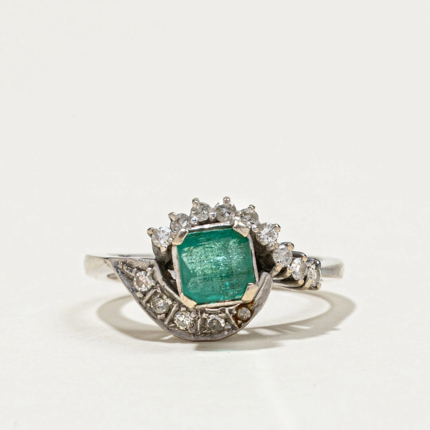 Captivating Accent Exclusive Look Beryl & Diamond Ring | 0.82ct, 0.23ctw | SZ 5.75