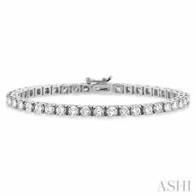 Perfectly Prepared 9 Ctw Square Shape Round Cut Diamond Tennis Bracelet in 14K White gold