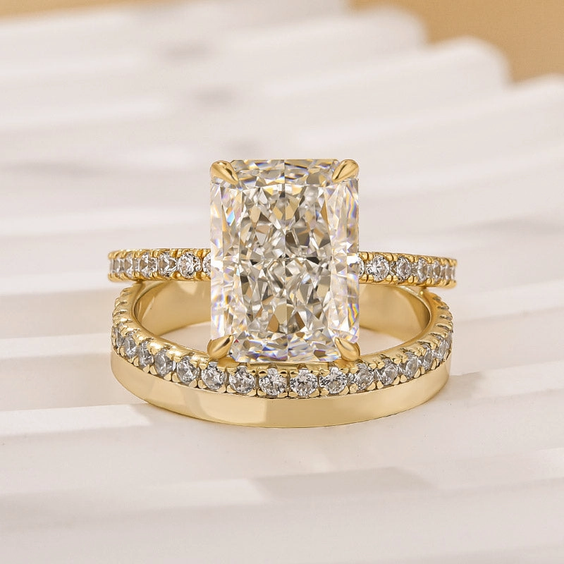 Lustrous Design Yellow Gold 4.5Ct Radiant Cut Wedding Ring Set With Wide Wedding Band